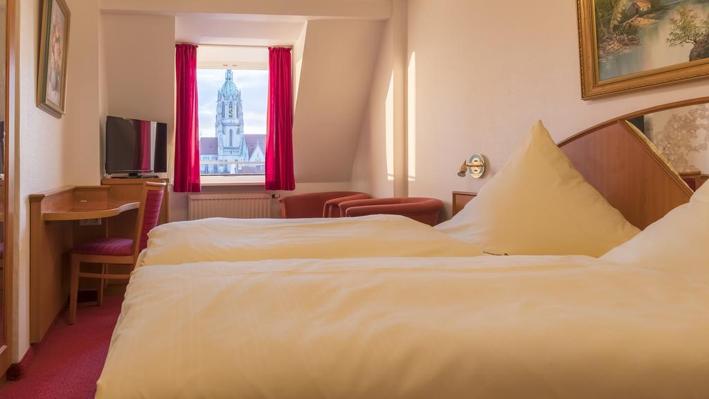 Hotel Bayernland Mnichov Exteriér fotografie
